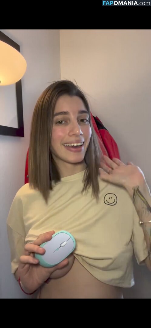 Emily Winterfell / emilysylraa / emilywinterfell / emilyxvirel / emilyxvirel... Обнажённый OnlyFans  Утёкшее фото #16