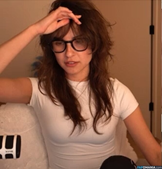 emilydaniellam / emilylynne / meilylol / valkyrae assistant Обнажённый OnlyFans  Утёкшее фото #2
