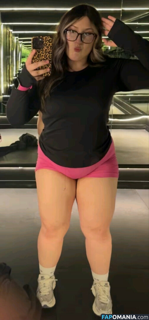 Emilysaucedo22 / Sauceyliftzz Обнажённый OnlyFans  Утёкшее фото #2