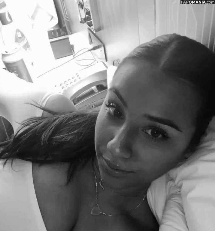 Emma Planzo / emmaplanzo Обнажённый OnlyFans  Утёкшее фото #2