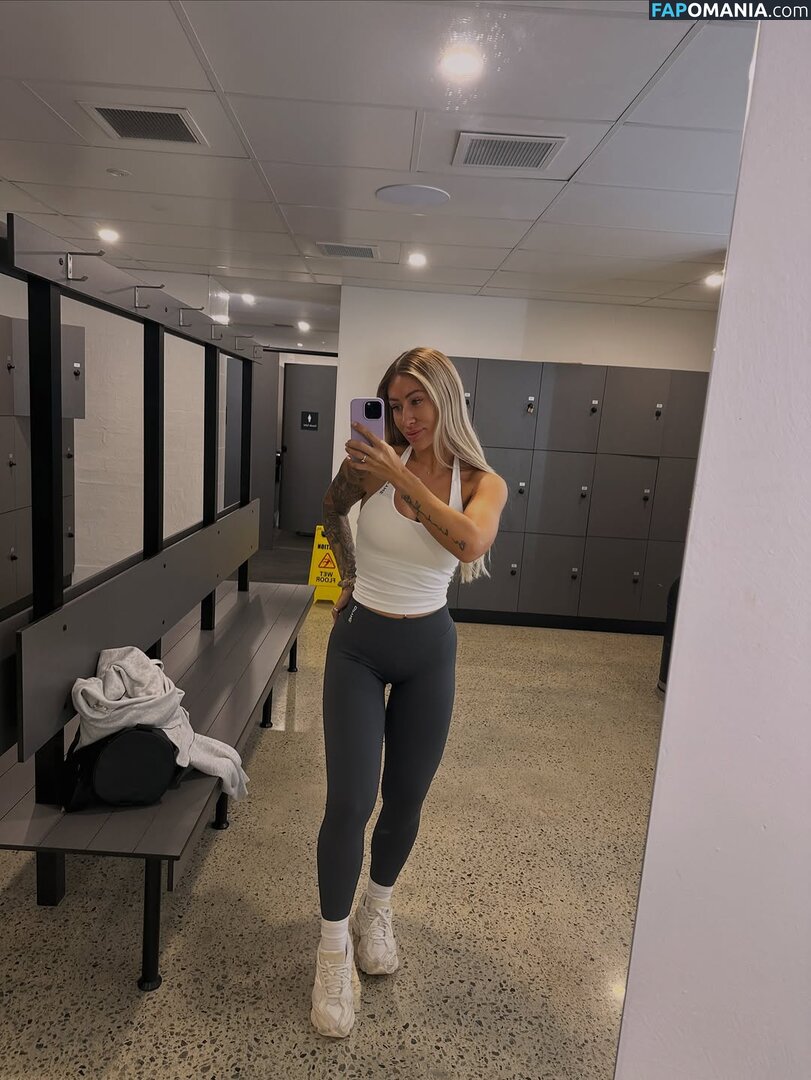 Emma Sundberg / emmasundbergg / https: Обнажённый OnlyFans  Утёкшее фото #2