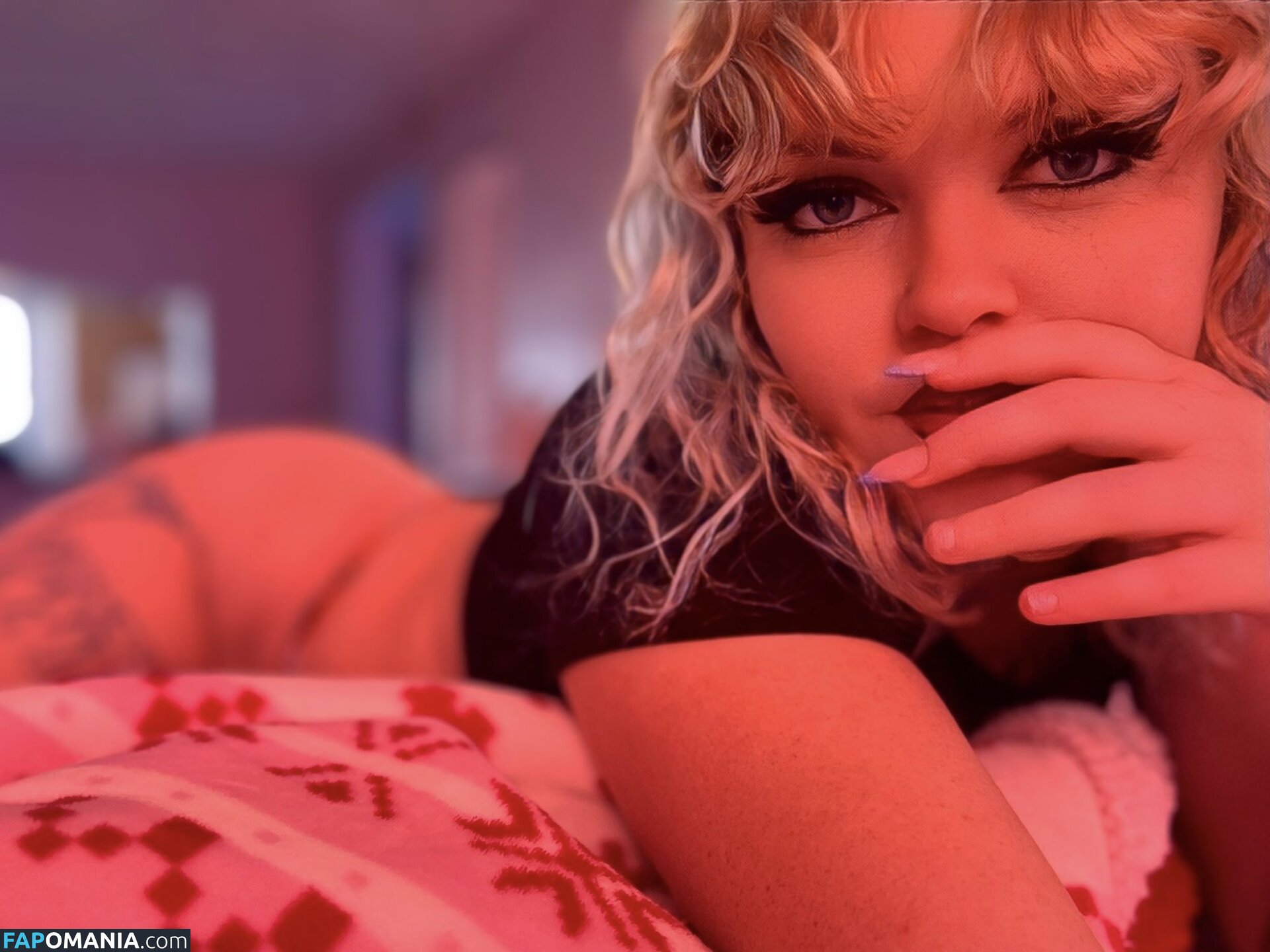 Emmastonerr / emma_stonerr / emma_stonerr... / emma_stonerrhttps / https: / stonerremma Обнажённый OnlyFans  Утёкшее фото #2