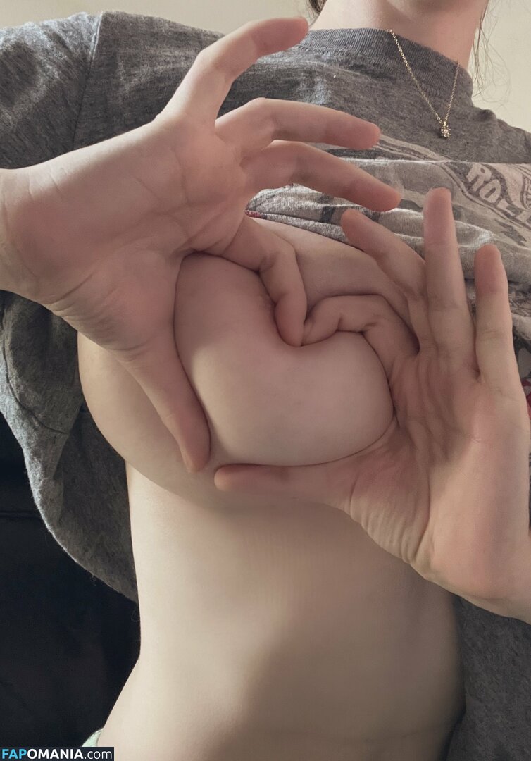 Emmia / eMillieNSFW / emmaskies Обнажённый OnlyFans  Утёкшее фото #93