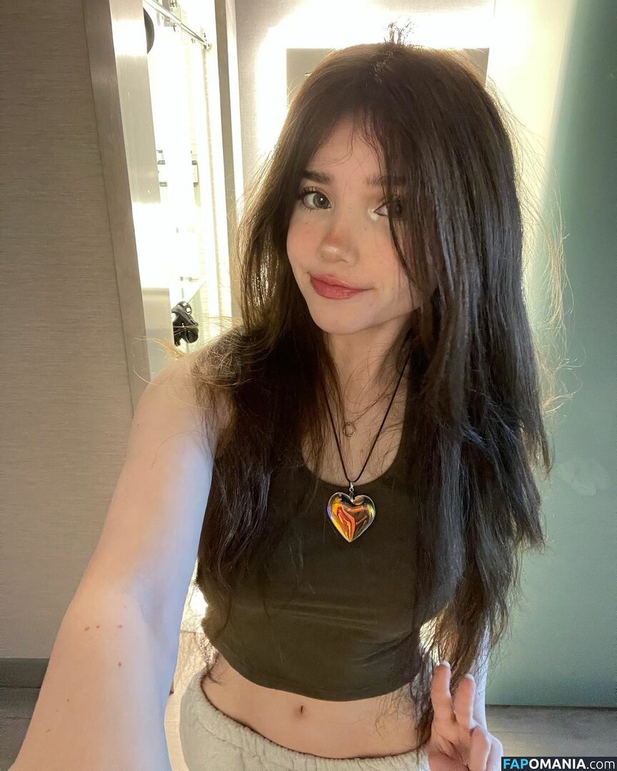 emmybeehz / emmyuh / emmyurr Обнажённый OnlyFans  Утёкшее фото #13