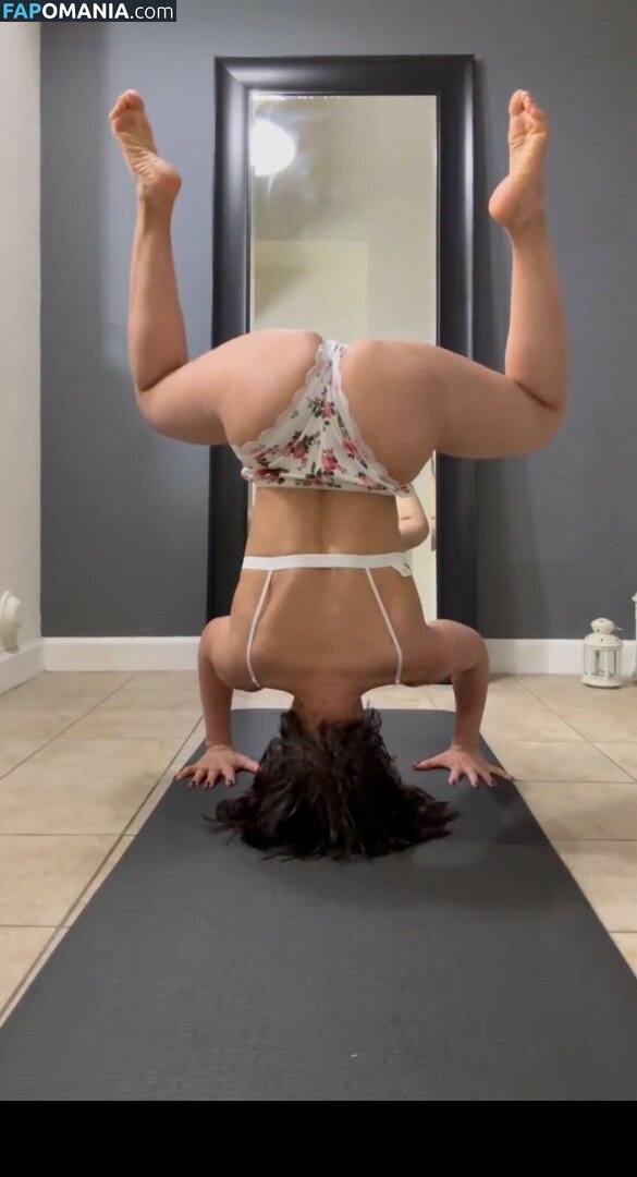 emy_bunny / emymonts Обнажённый OnlyFans  Утёкшее фото #6