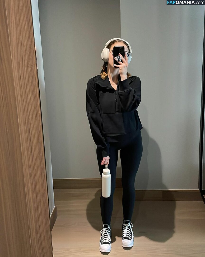 Eralia / erygarza / itseralia Обнажённый OnlyFans  Утёкшее фото #6