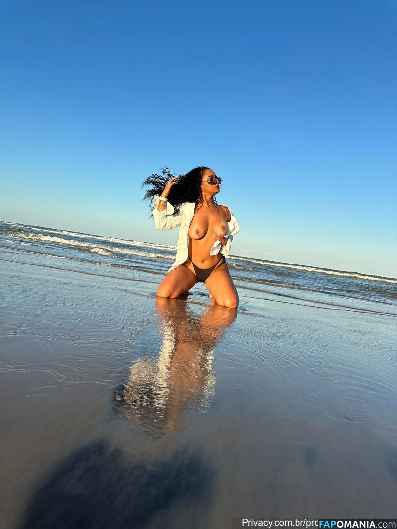 Ericamoraes / _ericaa.moraes / erica.pessoal21 Обнажённый OnlyFans  Утёкшее фото #1