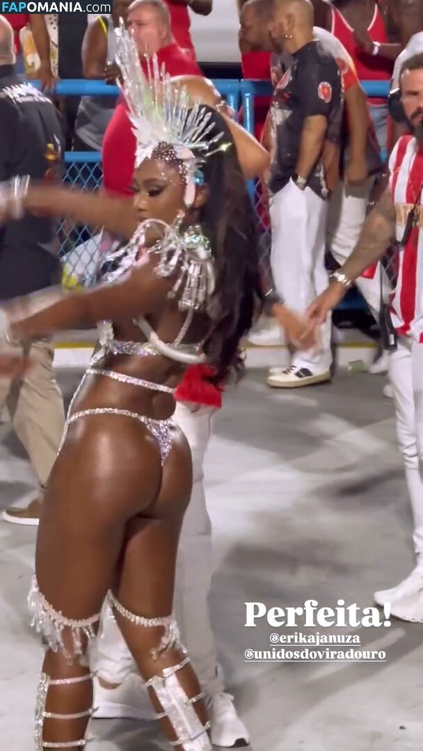 Erika Januza / erikajanuza Обнажённый OnlyFans  Утёкшее фото #1