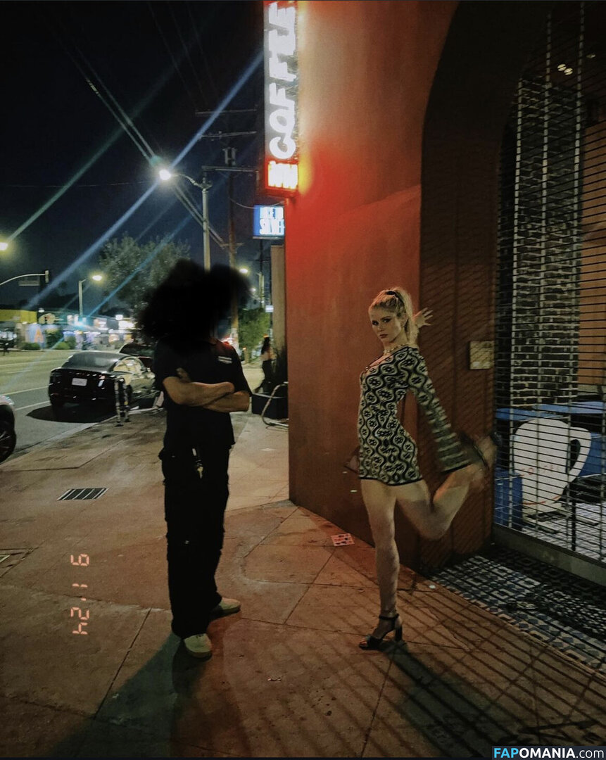 Erin Moriarty / erinelairmoriarty Обнажённый OnlyFans  Утёкшее фото #458