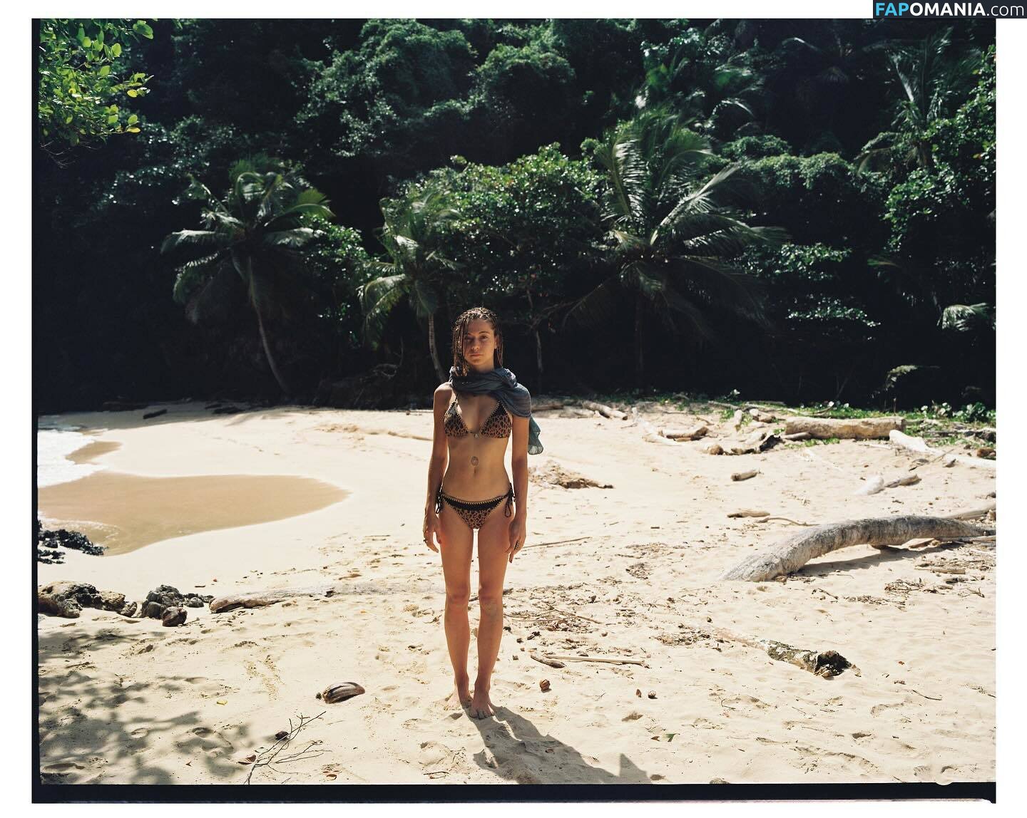 _estela_tessaro / estela / estelagomez / thirdeyewitchh Обнажённый OnlyFans  Утёкшее фото #33