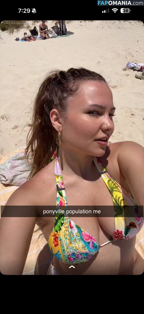 Ester Dobrik / esterrdobrik Обнажённый OnlyFans  Утёкшее фото #3