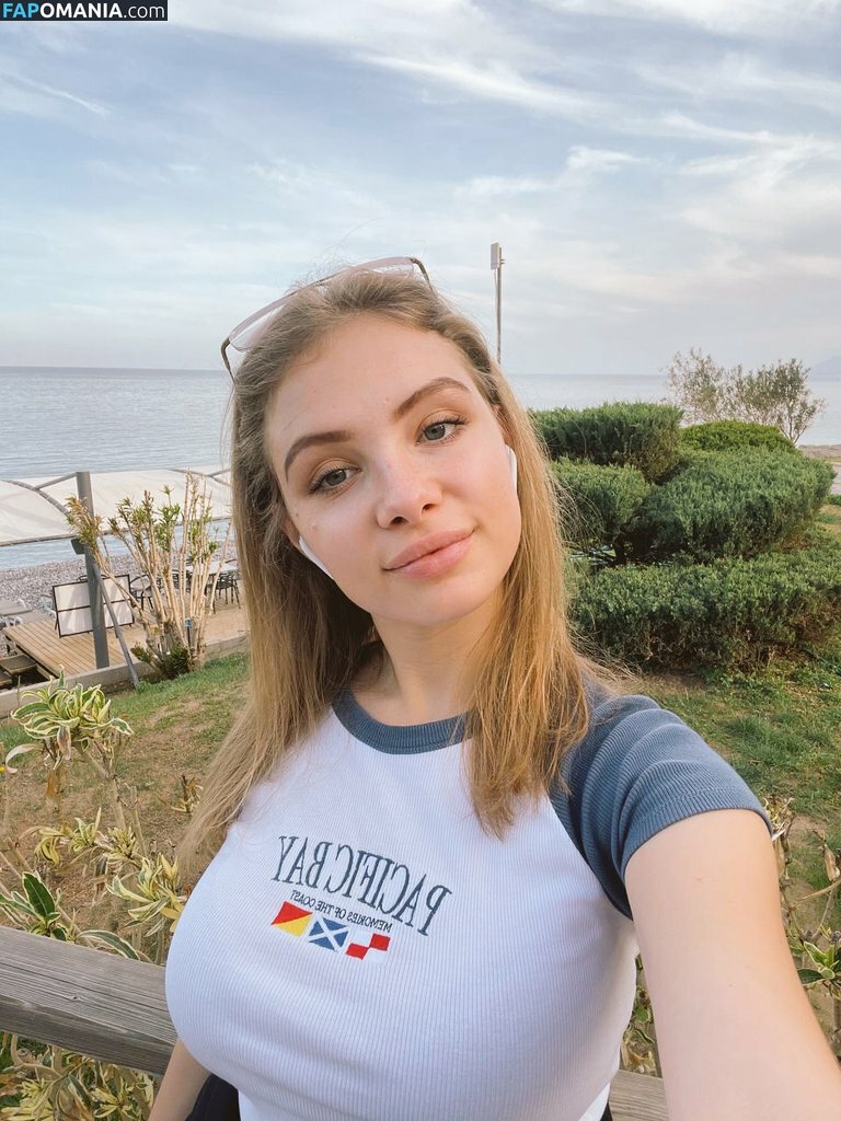 Esvittie / mmmaaarrryyyyyy Обнажённый OnlyFans  Утёкшее фото #17