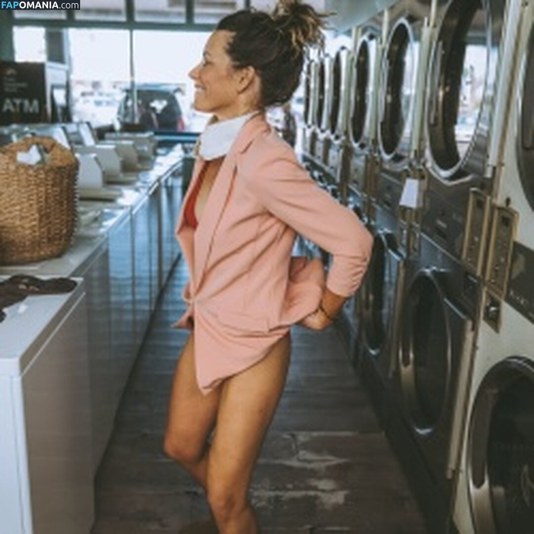 Evangeline Lilly / EvangelineLilly / evangelinelillyofficial / https: / lilyevangeline Обнажённый OnlyFans  Утёкшее фото #75