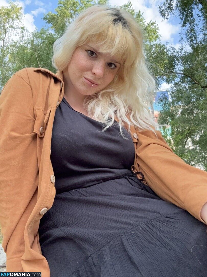 EveLinaIve / evelina / evelina-ive Обнажённый OnlyFans  Утёкшее фото #8