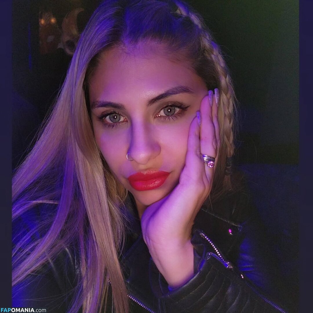 Evelyn Lomastro / evelynlomastro0 Обнажённый OnlyFans  Утёкшее фото #1