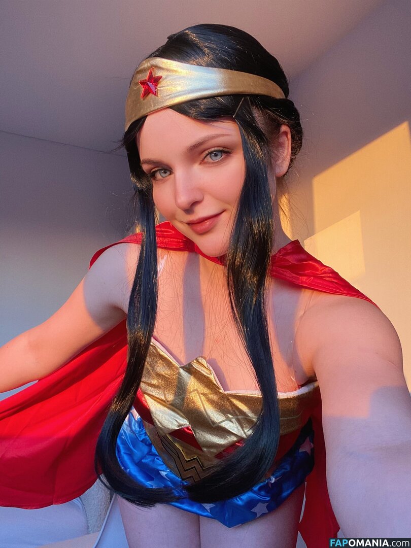 Evelynn / MagicalEvi / crohnssquare2 / evelyn.magical / https: / magicalevelynn Обнажённый OnlyFans  Утёкшее фото #6