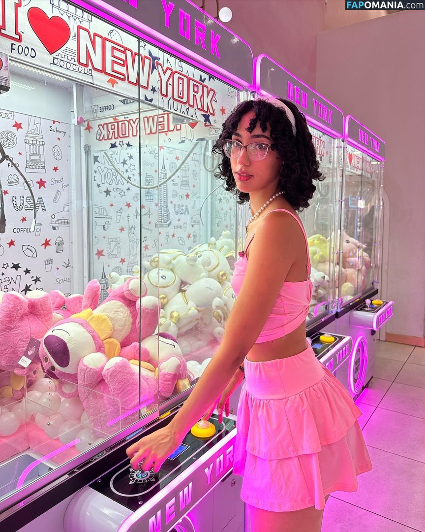 eliana / ewmxt / lalayravo / woahnatty Обнажённый OnlyFans  Утёкшее фото #44