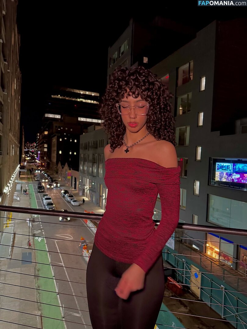 eliana / ewmxt / lalayravo / woahnatty Обнажённый OnlyFans  Утёкшее фото #74