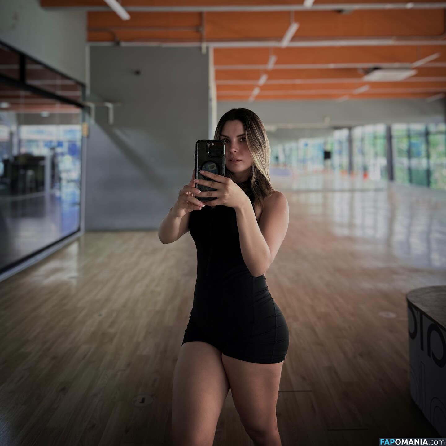 Fiorella Retiz / fiorellaretiz Обнажённый OnlyFans  Утёкшее фото #15