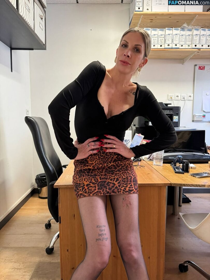 FK2_hard / bureaudefanny / fk2hard / https: Обнажённый OnlyFans  Утёкшее фото #8