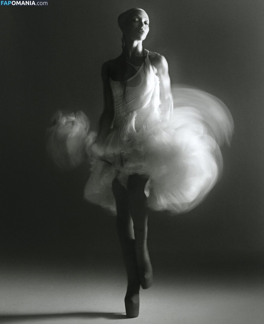 FKA Twigs / FKAtwigs Обнажённый OnlyFans  Утёкшее фото #6