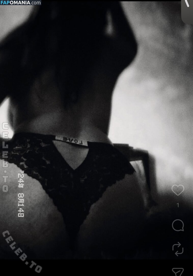 foxyone.offiziell / foxyone.offziell Обнажённый OnlyFans  Утёкшее фото #1