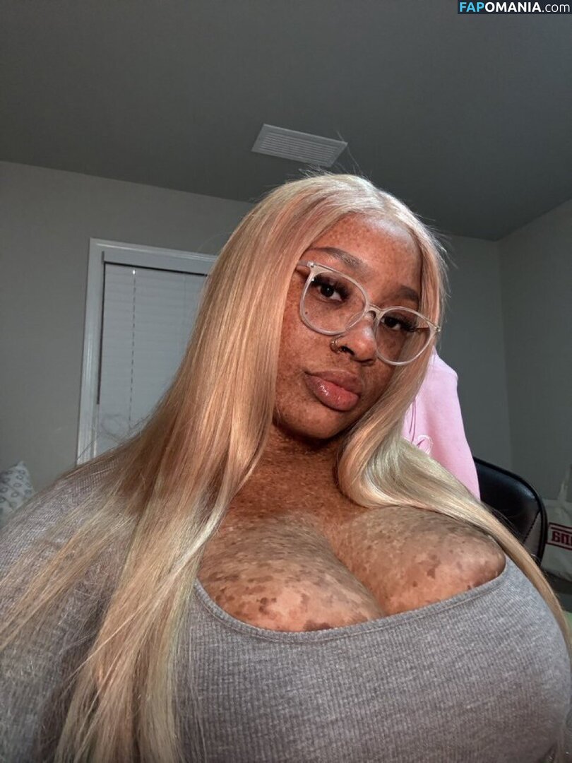 freckled47 / freckledn / sweetspinkles471 Обнажённый OnlyFans  Утёкшее фото #50