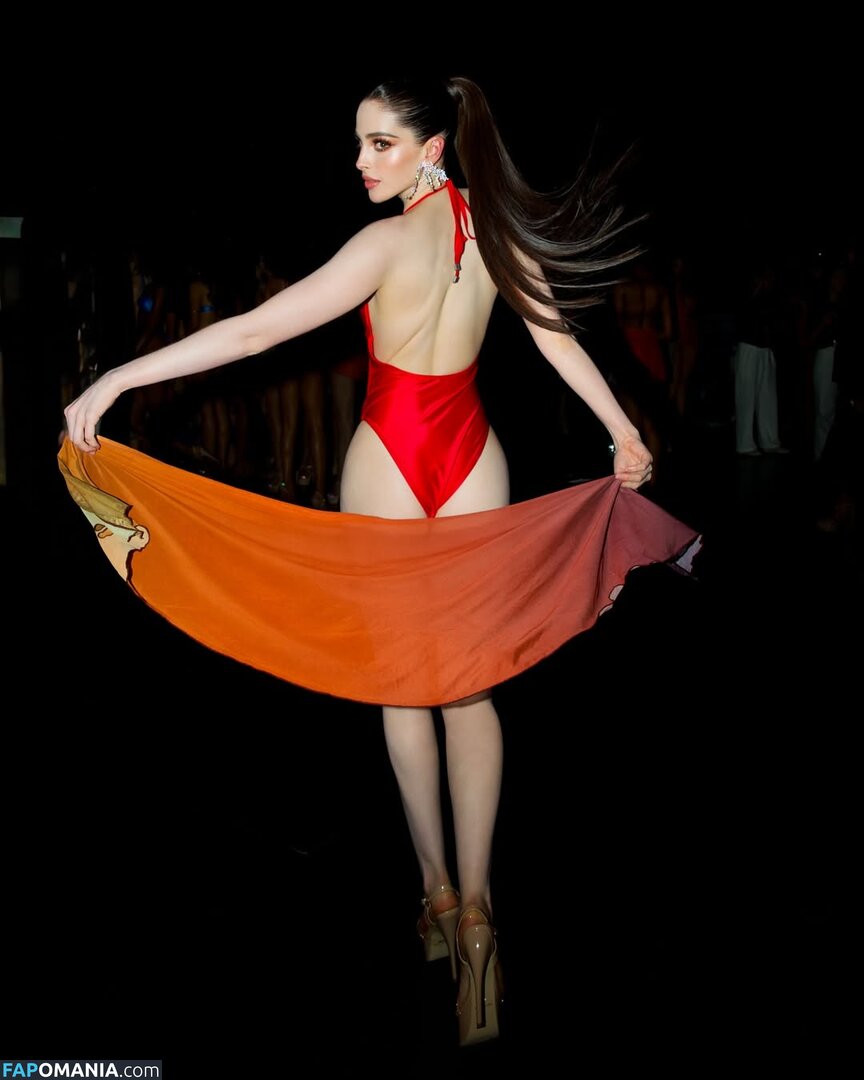 Fátima Bosch / bosch_fatima / fatimaboschfdz / https: Обнажённый OnlyFans  Утёкшее фото #1