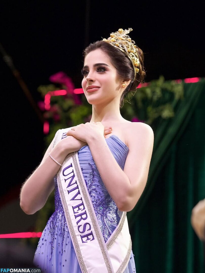 Fátima Bosch / bosch_fatima / fatimaboschfdz / https: Обнажённый OnlyFans  Утёкшее фото #4