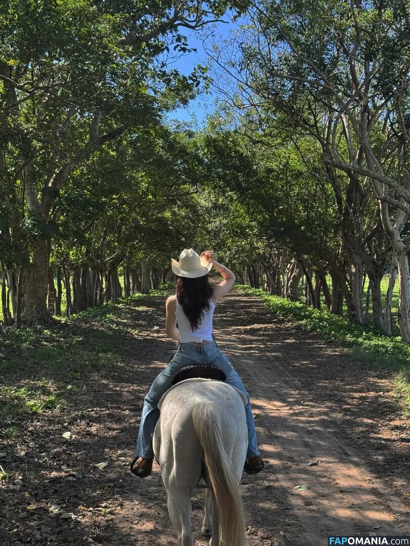 Fátima Bosch / bosch_fatima / fatimaboschfdz / https: Обнажённый OnlyFans  Утёкшее фото #16