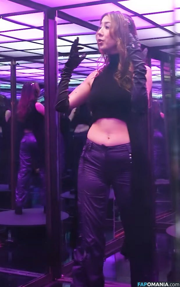 Fuslie / Leslie Обнажённый OnlyFans  Утёкшее фото #503