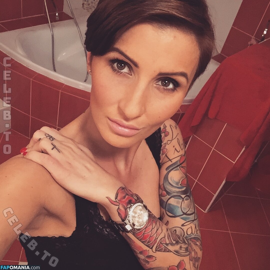 Gabrielle Gucci / gabrielle.gucci.58 / gabriellegucci / https: / mdragounova Обнажённый OnlyFans  Утёкшее фото #9