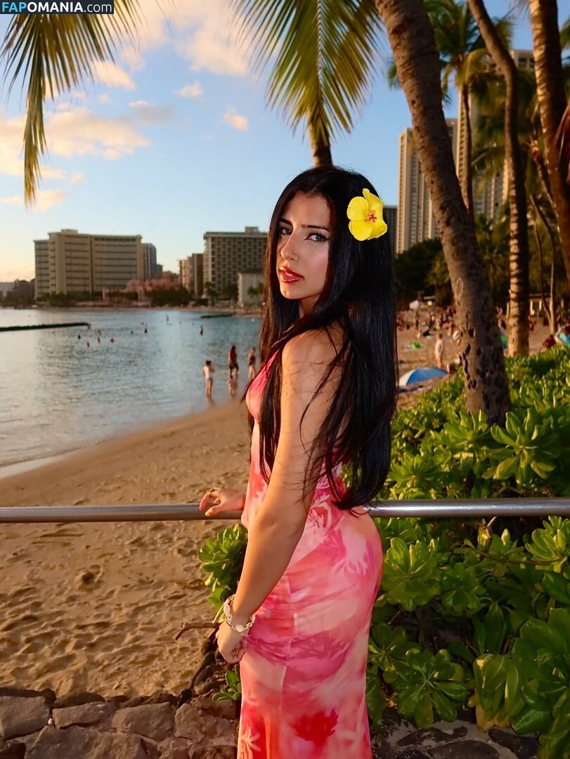 Gal Akbari / gal.qal / officialonlygal Обнажённый OnlyFans  Утёкшее фото #1