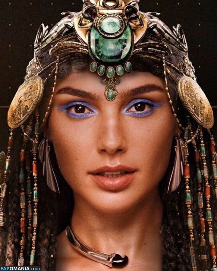 Gal Gadot / gal_gadot / https: / inked_hriss Обнажённый OnlyFans  Утёкшее фото #30