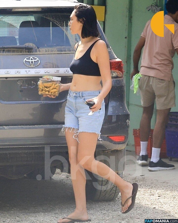 Gal Gadot / gal_gadot / https: / inked_hriss Обнажённый OnlyFans  Утёкшее фото #739