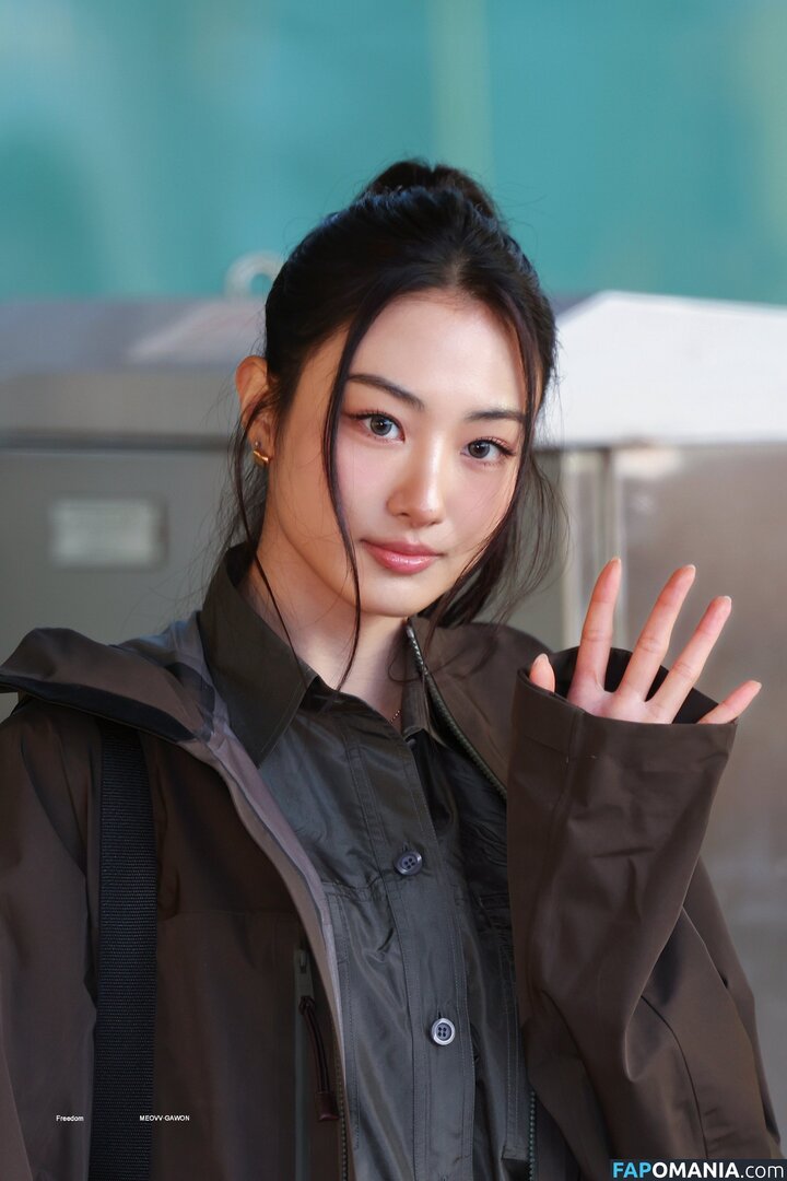 Gawon / Lee Ga-won / MEOVV_GAWON / gawon_moevv / https: / 이가원 MEOVV Обнажённый OnlyFans  Утёкшее фото #6