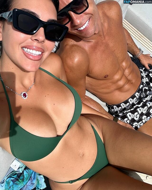 Georgina Rodriguez / georginagio Обнажённый OnlyFans  Утёкшее фото #1
