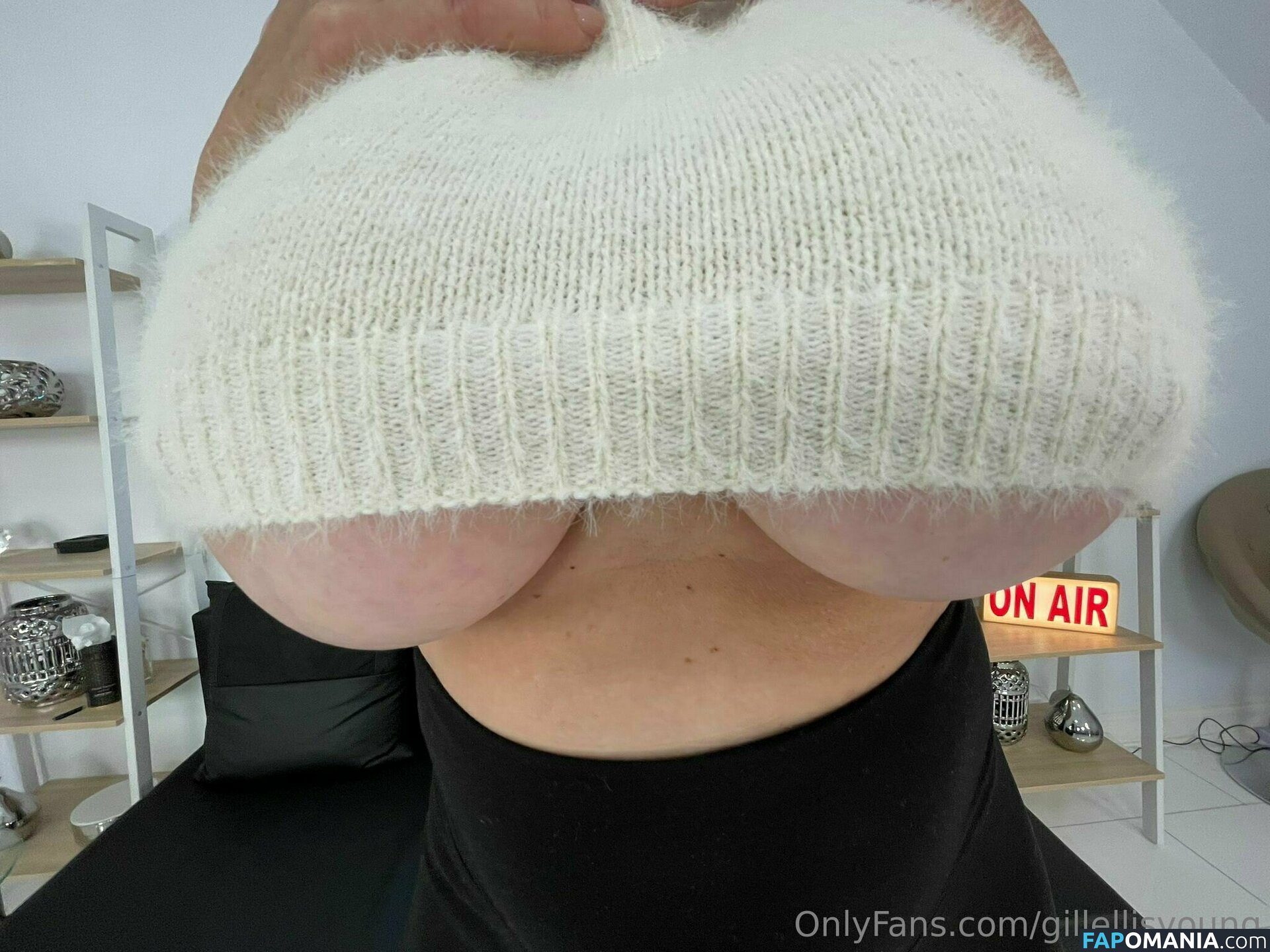 Gill Ellis-Young / Lady Sonia / gillellisyoung Обнажённый OnlyFans  Утёкшее фото #196