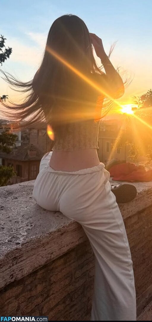 Giulia Bruno / Giulihere / giuliahere / https: Обнажённый OnlyFans  Утёкшее фото #47