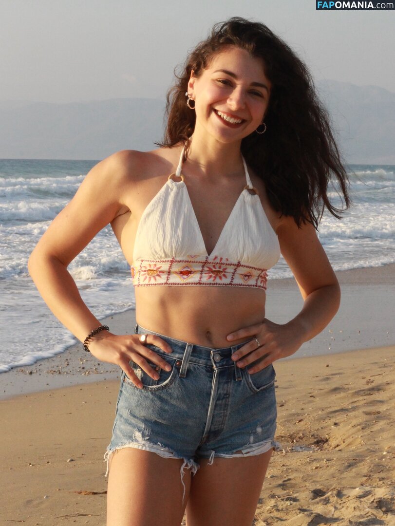 Giulia Crossbow / giuliacrossbow / https: Обнажённый OnlyFans  Утёкшее фото #1