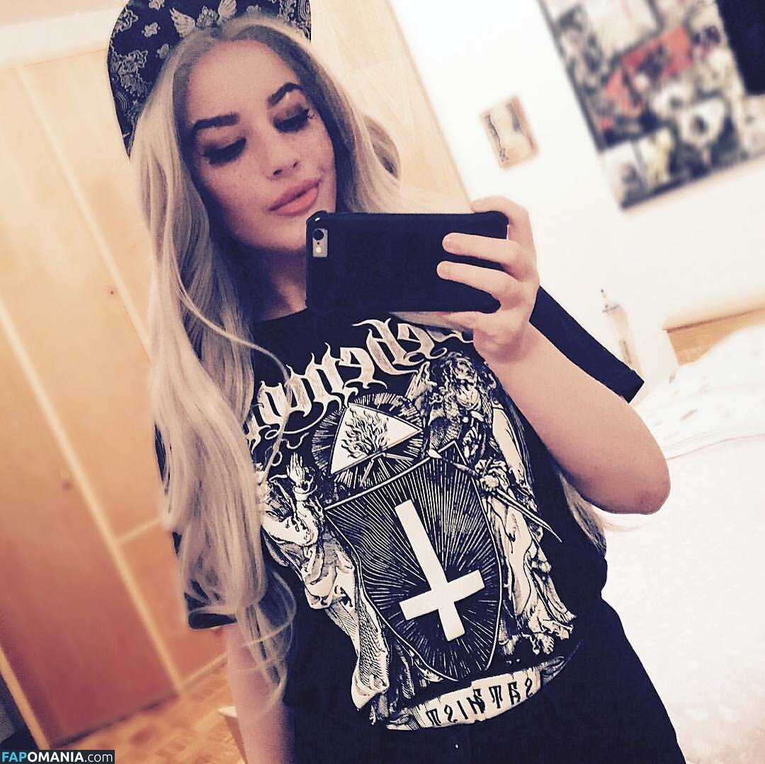 GiuliaMoon / moonchild_77 / moonchild_777 Обнажённый OnlyFans  Утёкшее фото #33