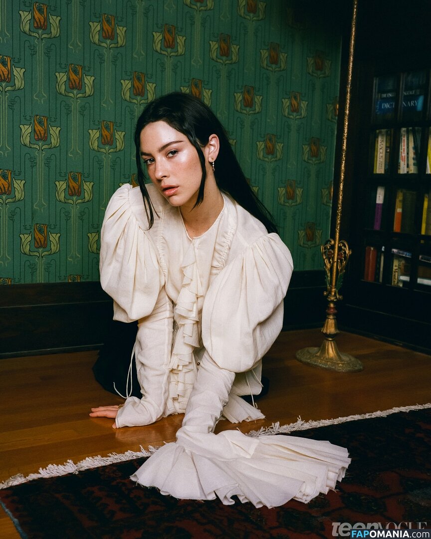 Gracie Abrams / gracieabrams Обнажённый OnlyFans  Утёкшее фото #125