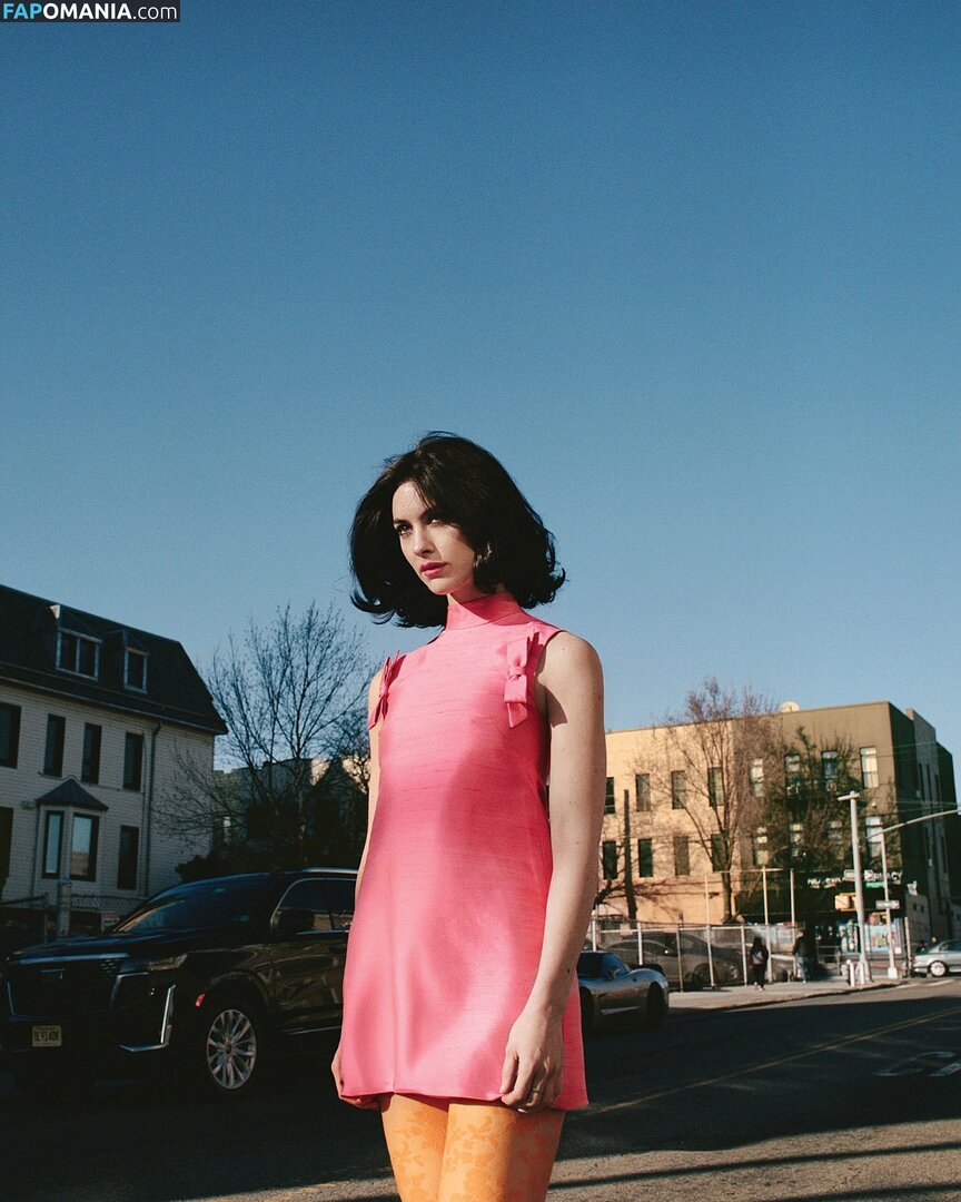 Gracie Abrams / gracieabrams Обнажённый OnlyFans  Утёкшее фото #395