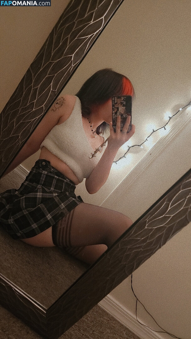 Guttzz / batg0re / cw / https: Обнажённый OnlyFans  Утёкшее фото #7