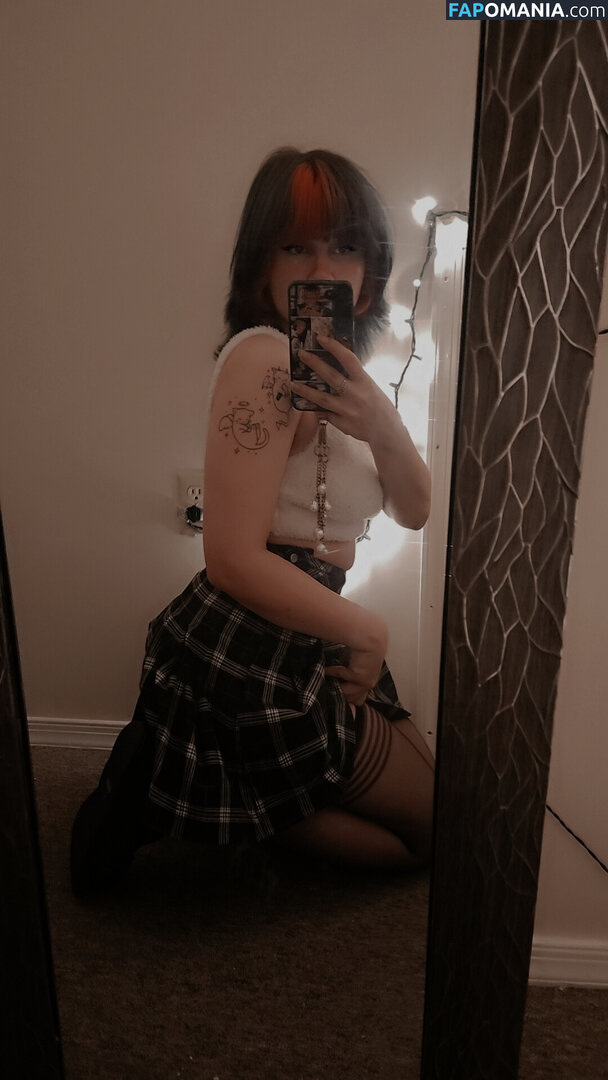 Guttzz / batg0re / cw / https: Обнажённый OnlyFans  Утёкшее фото #13