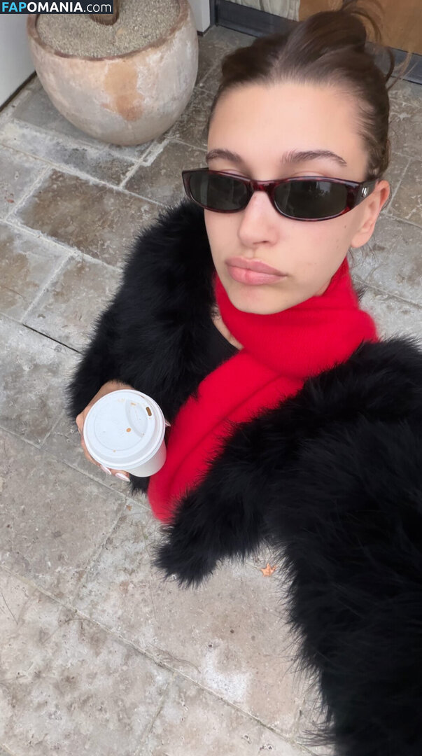 Hailey Baldwin Bieber / haileybieber Обнажённый OnlyFans  Утёкшее фото #654