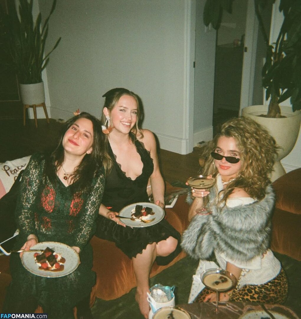 Haley Lu Richardson / haleyluhoo Обнажённый OnlyFans  Утёкшее фото #203