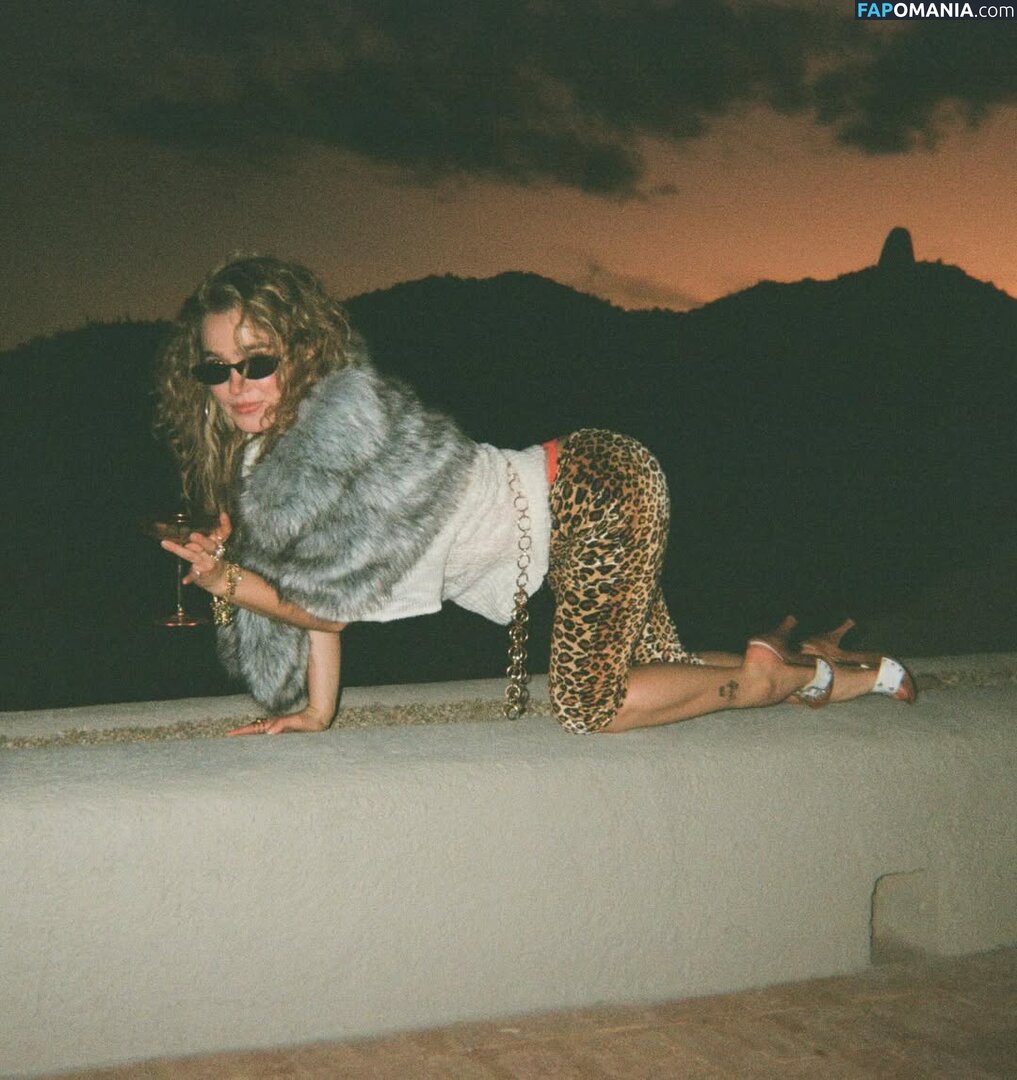 Haley Lu Richardson / haleyluhoo Обнажённый OnlyFans  Утёкшее фото #205