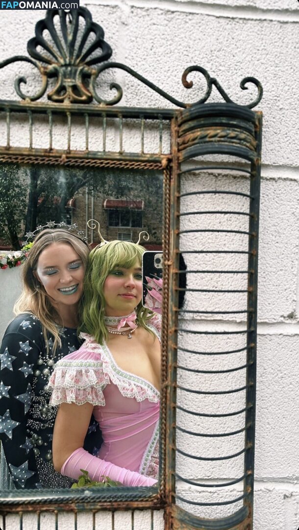 Haley Lu Richardson / haleyluhoo Обнажённый OnlyFans  Утёкшее фото #207