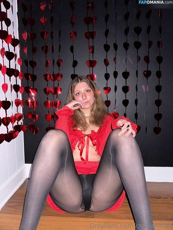 Hallie Gift / craziekitten / giftyhippie Обнажённый OnlyFans  Утёкшее фото #1